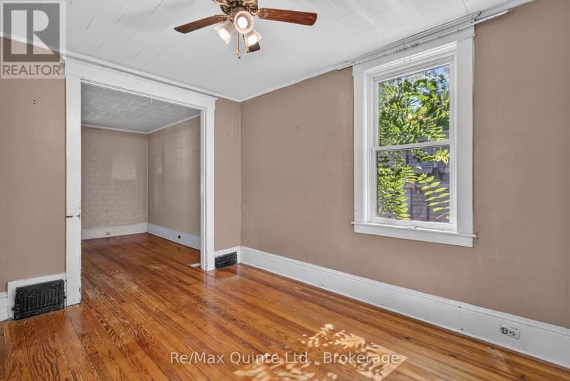 26 Turnbull Street, Belleville, photo 8