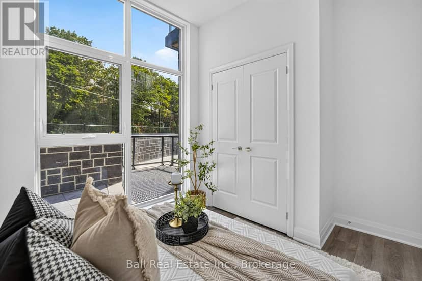 116 - 99 Louisa Street — photo 27 of 38