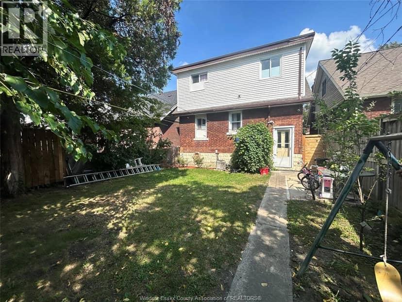 1571 Goyeau — photo 17 of 22