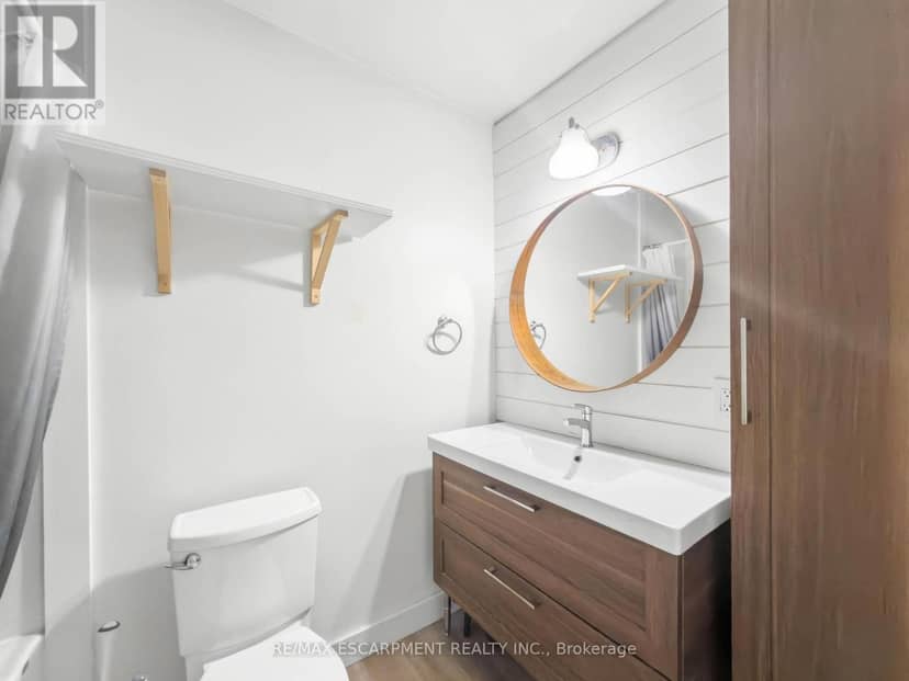 220 Cairn Street — photo 25 of 40