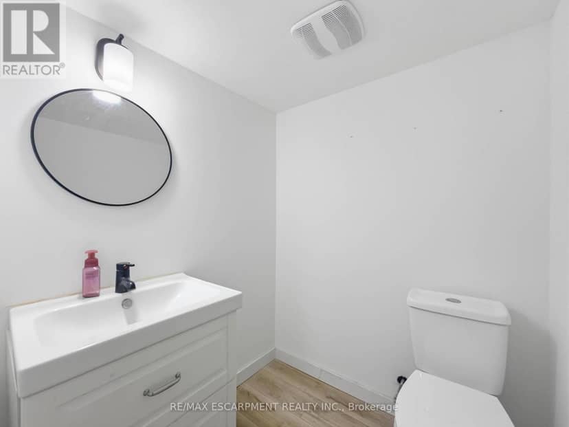 220 Cairn Street — photo 34 of 40