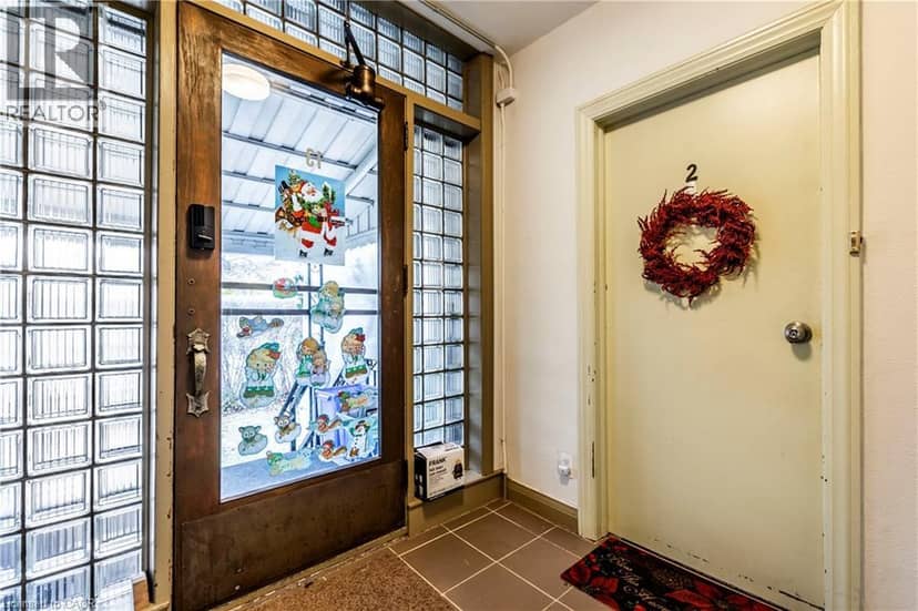 13 MCMASTER Avenue, Welland, photo 8