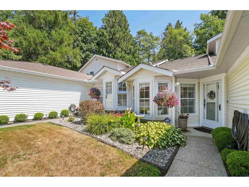 21 6537 138 STREET, Surrey