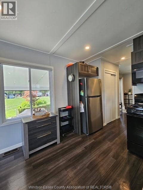 981 COUNTY RD 2 Unit# 439, Lakeshore, photo 4