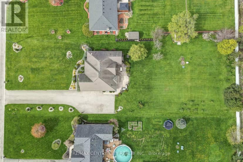 9538 Tower Road — photo 3 of 40