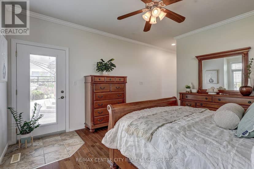 9538 Tower Road — photo 33 of 40