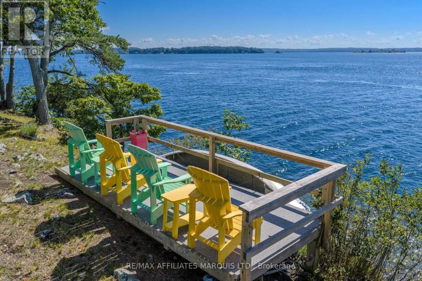 1 Island 49 Island — photo 10 of 40