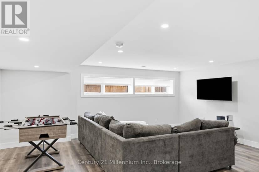 132 Sycamore Street — photo 35 of 40