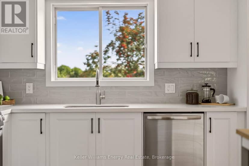 5 Harbourview Crescent — photo 10 of 40