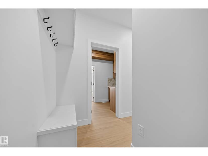 461 Crystal creek LI — photo 14 of 40