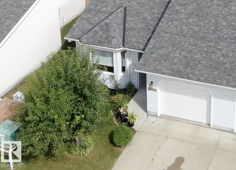 5751 189 ST NW, Edmonton