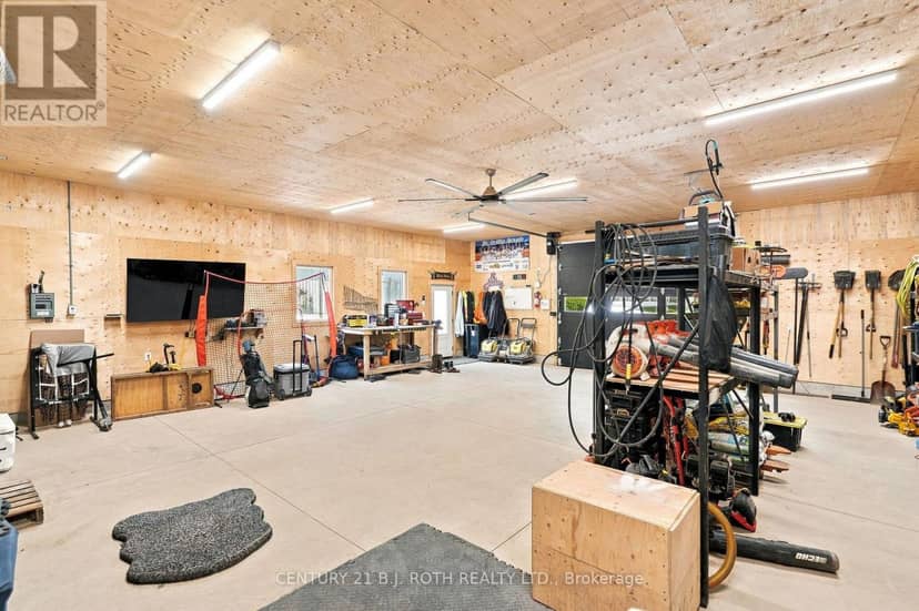 3779 Agnew Road — photo 9 of 40