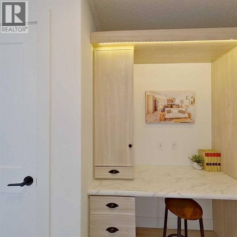 22 Tamarack Lane — photo 18 of 20