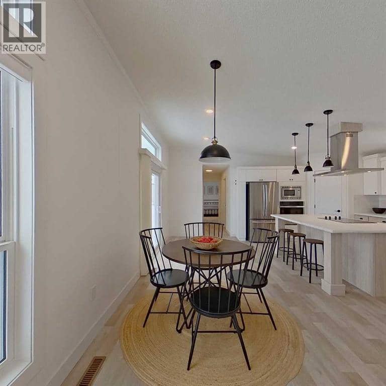 22 Tamarack Lane, Olds, photo 6