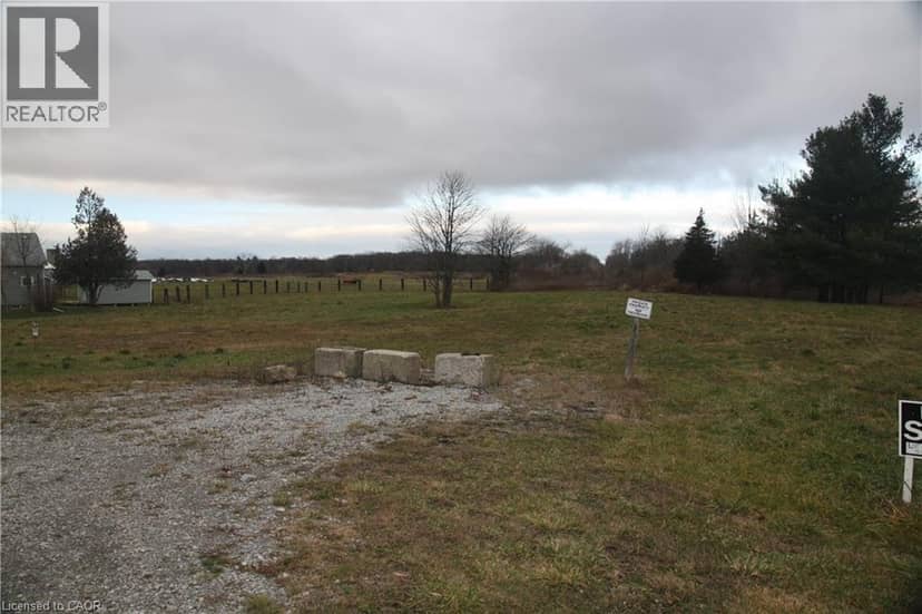 945 ROBINSON Road, Dunnville, photo 2