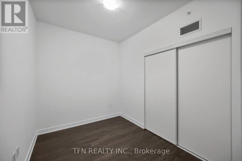 314 - 15 Richardson Street — photo 12 of 37