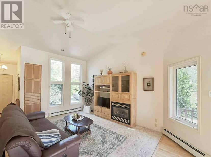 10797 Highway 105 — photo 9 of 33