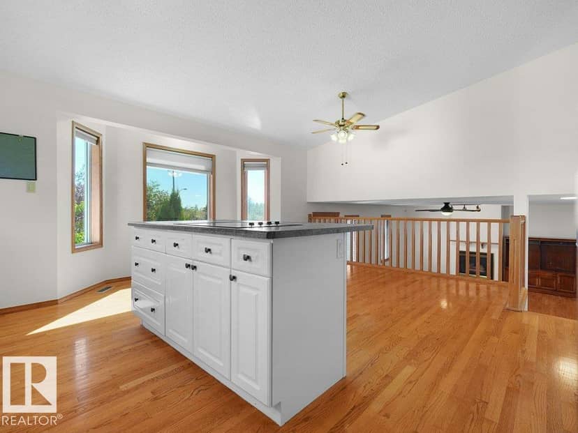 535 Pardee Bay NW — photo 17 of 40