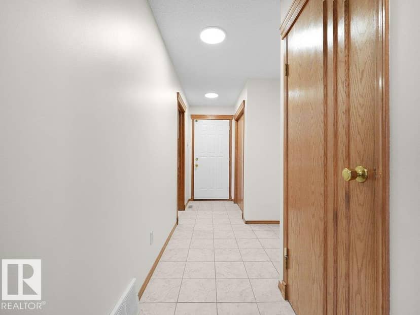 535 Pardee Bay NW — photo 39 of 40