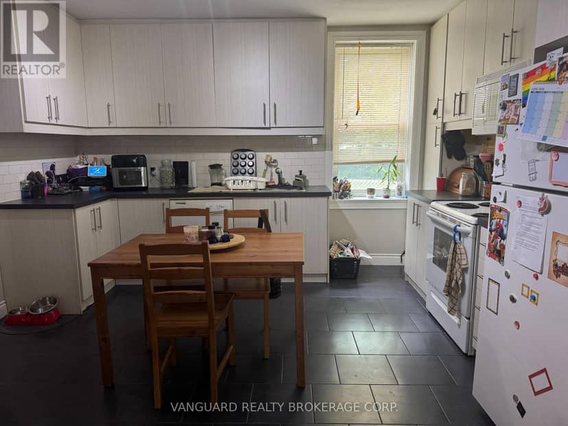76 Wellington Street — photo 6 of 28