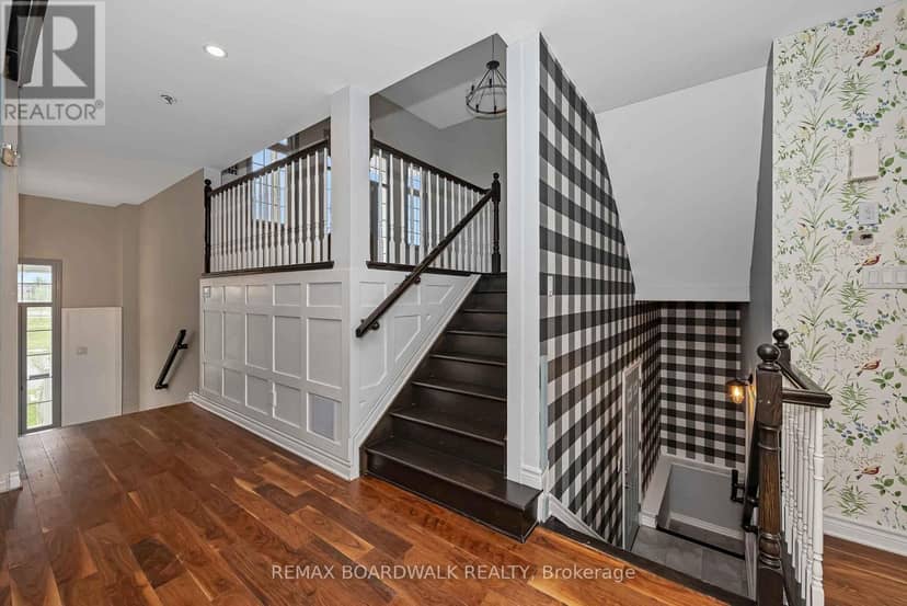 648 Decoeur Drive — photo 21 of 40