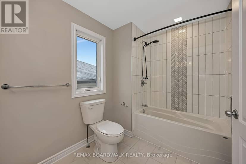 648 Decoeur Drive — photo 37 of 40