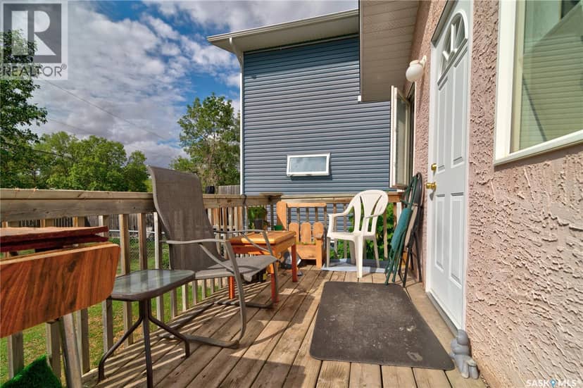 908 Connaught STREET — photo 20 of 26