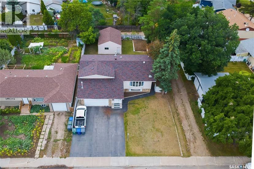 823 northumberland AVENUE, Saskatoon, photo 3