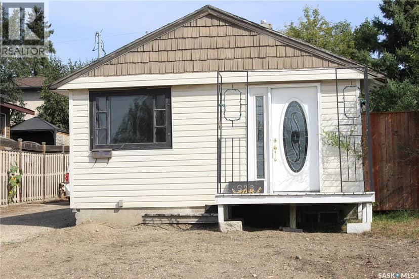 928 Fairford STREET E, Moose Jaw
