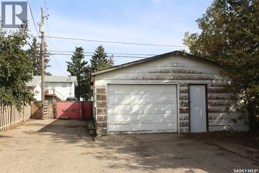 928 Fairford STREET E, Moose Jaw, photo 3