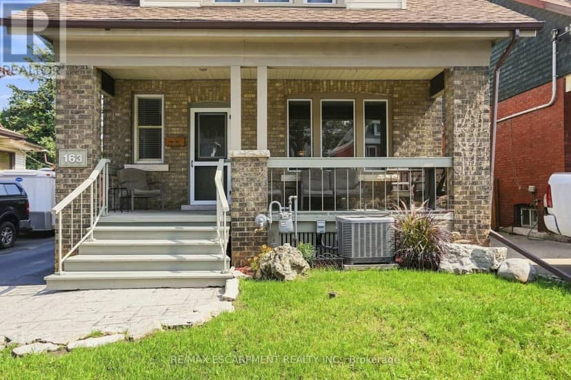 163 Grosvenor Avenue S — photo 4 of 40