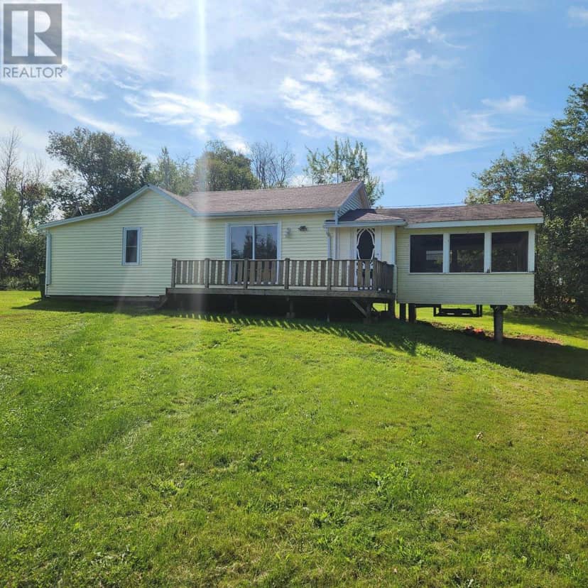 3057 Route 19, Rocky Point, photo 2