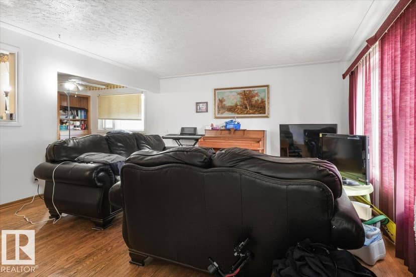 9228 75 ST NW, Edmonton, photo 6