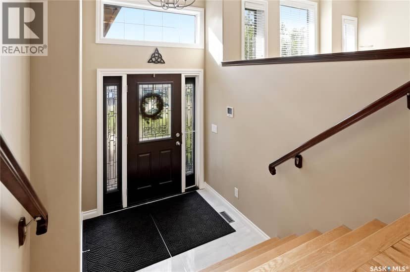 4501 Bergamot BAY E — photo 2 of 40