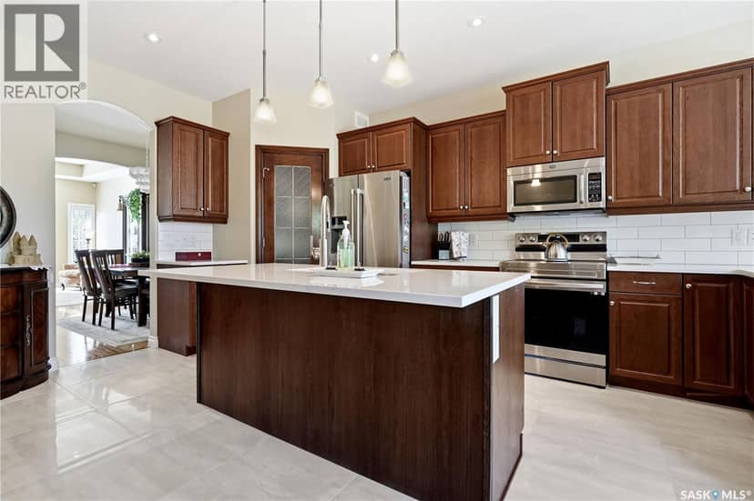 4501 Bergamot BAY E — photo 16 of 40