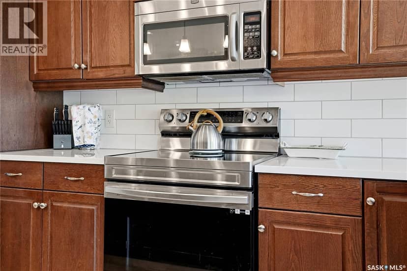 4501 Bergamot BAY E — photo 19 of 40
