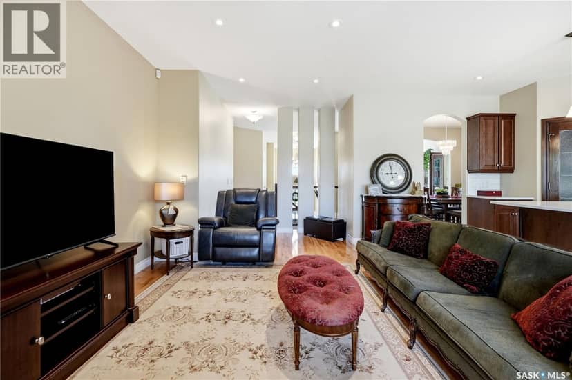 4501 Bergamot BAY E — photo 26 of 40