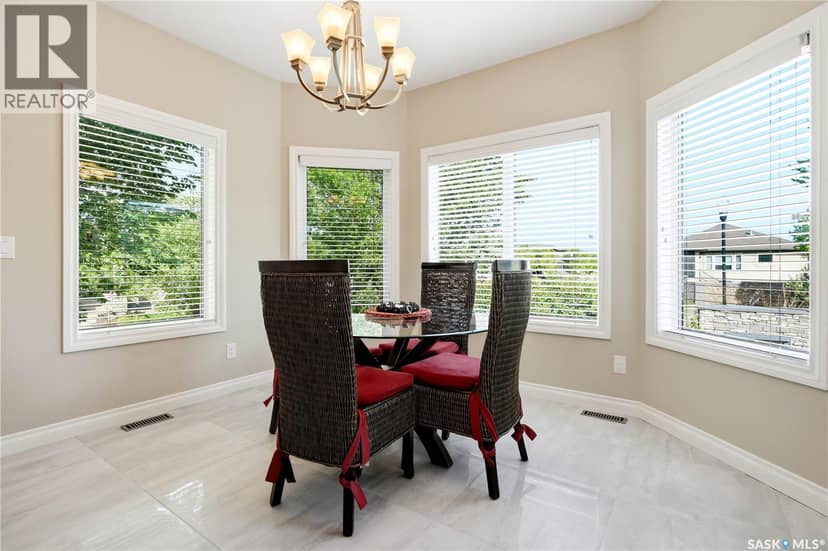 4501 Bergamot BAY E — photo 27 of 40