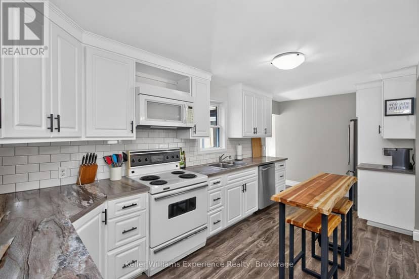 128 Ninth Street — photo 12 of 23