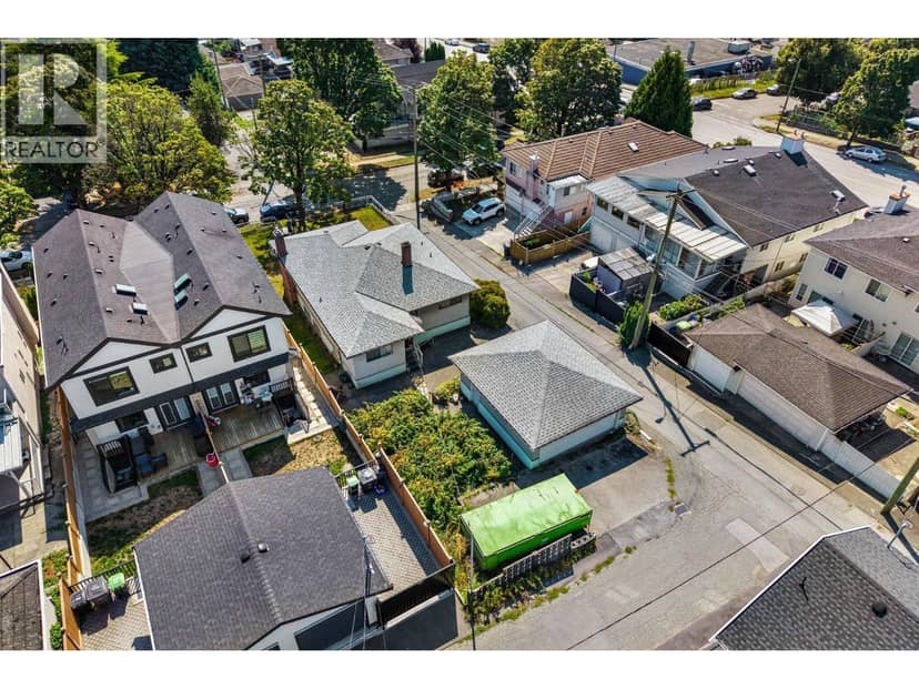 715 E 63RD AVENUE, Vancouver, photo 2