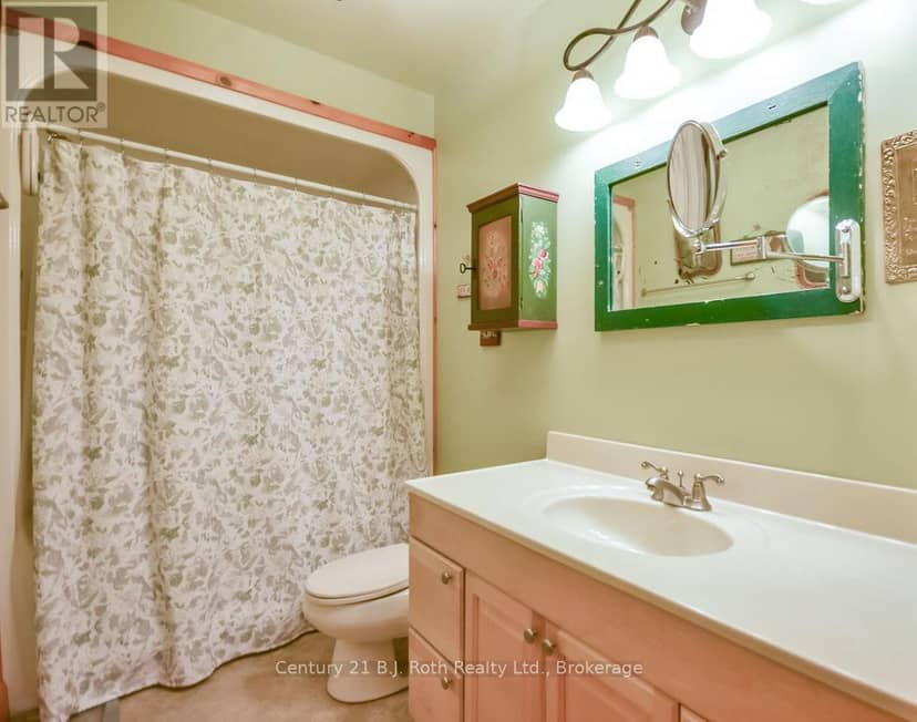 4762 Severn Street — photo 21 of 40