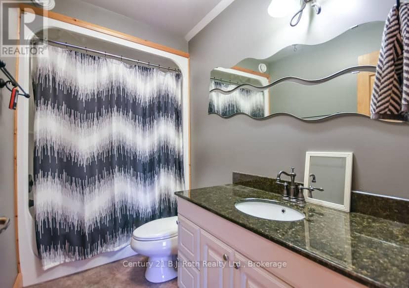4762 Severn Street — photo 28 of 40