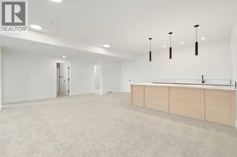 267 Muirfield Crescent — photo 30 of 40