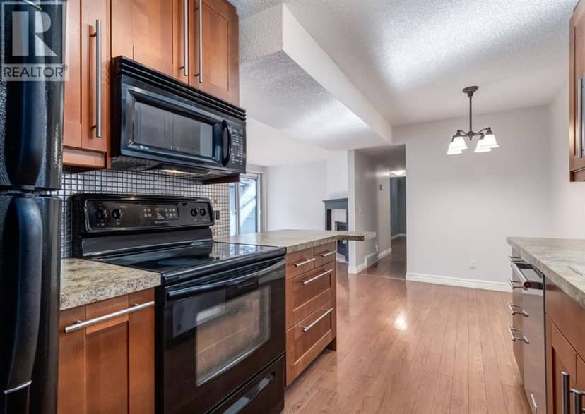 3, 123 13 Avenue NE — photo 10 of 39