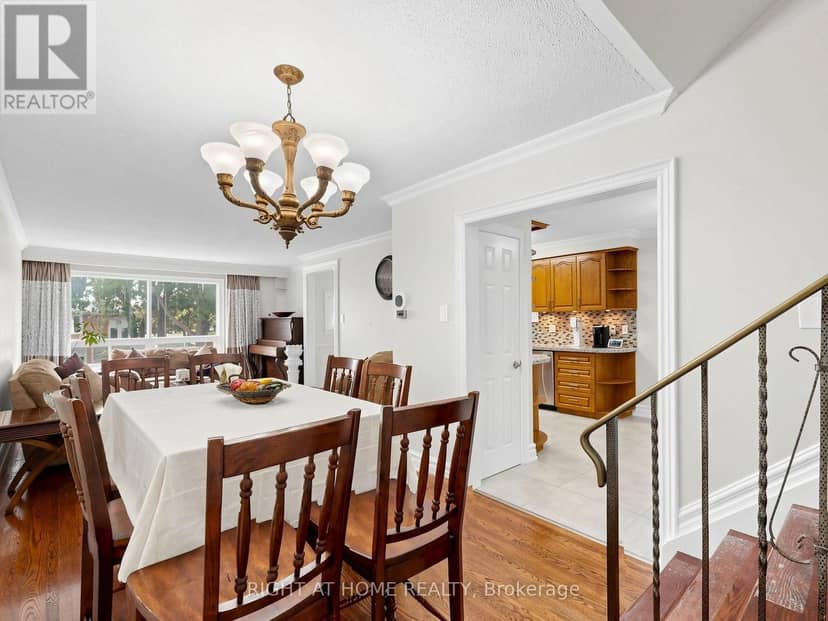67 Ladner Drive, Toronto, photo 8