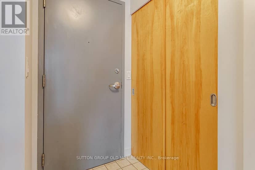 PH2 - 255 Richmond Street E — photo 7 of 40