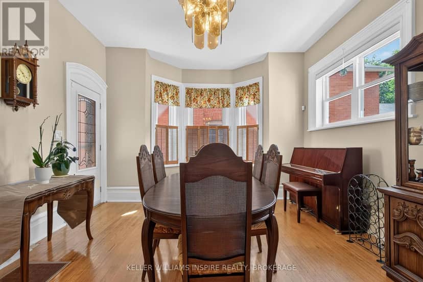 244 George Street — photo 15 of 40