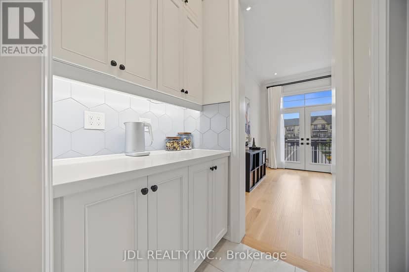 41 West Village Lane — photo 16 of 40