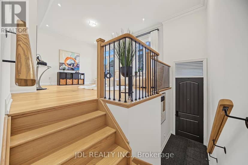 41 West Village Lane, Markham, photo 4