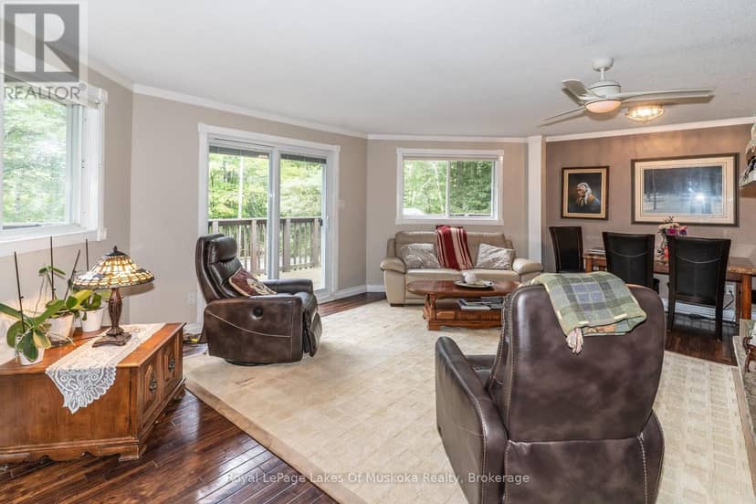 230 Lakeview Avenue — photo 9 of 40